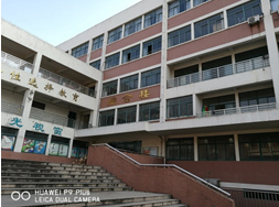 ���պϷ�**�W(xu��)У���w�Y�a(ch��n)�u���Ŀ